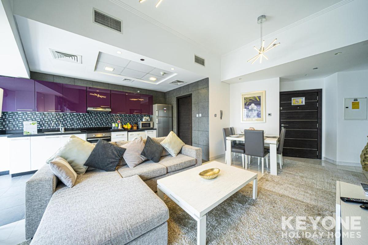 KeyOne - 1BR in Cayan Tower