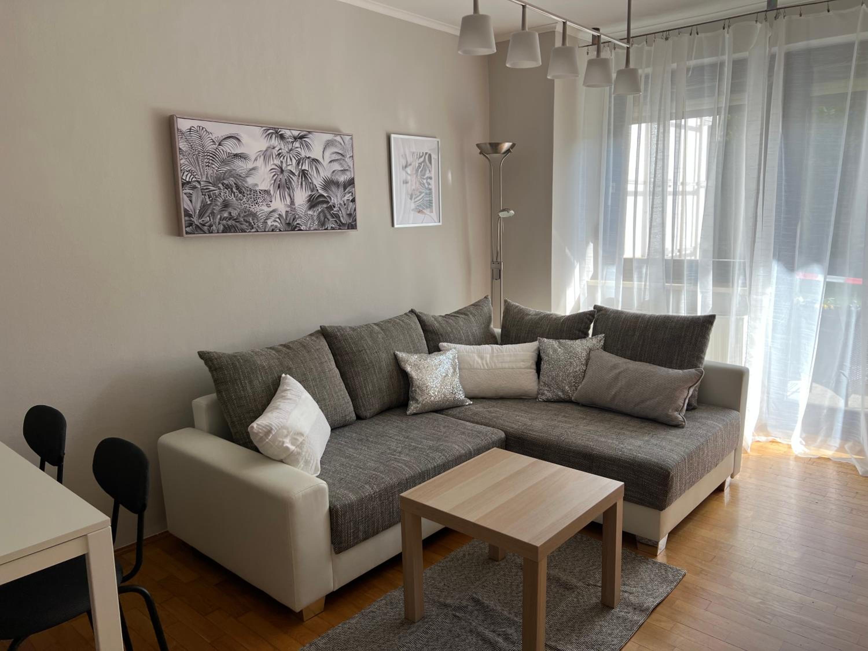 Stylische Gartenwohnung mit Bergblick