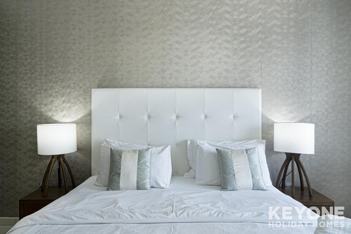 KeyOne - 1BR in Cayan Tower