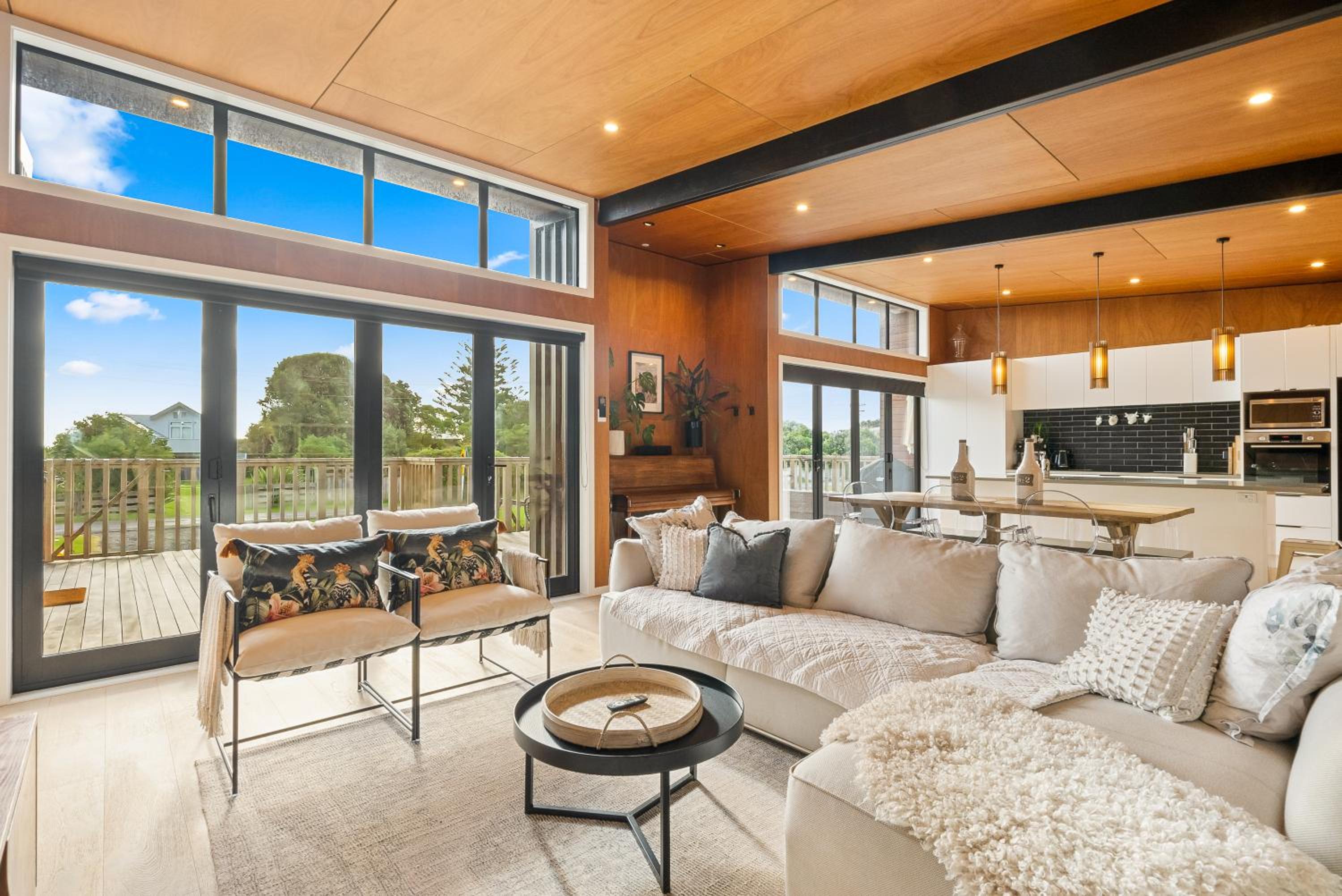 Beachside Sanctuary - Otaki Beach Holiday Home