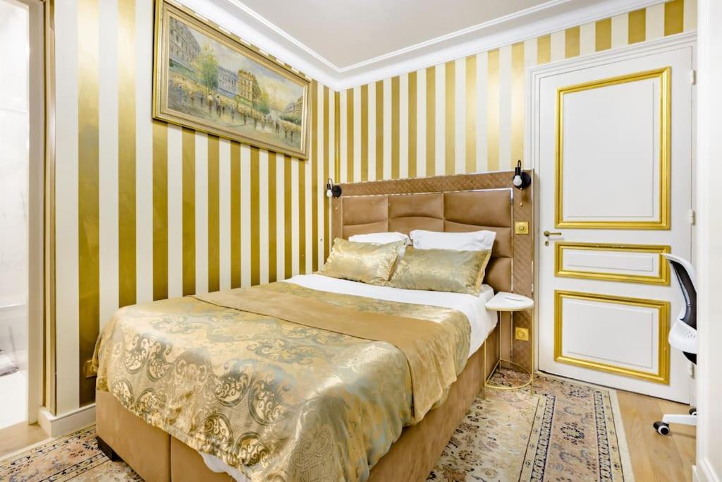 Premium studio 2 minutes walk from Champs-Elysees