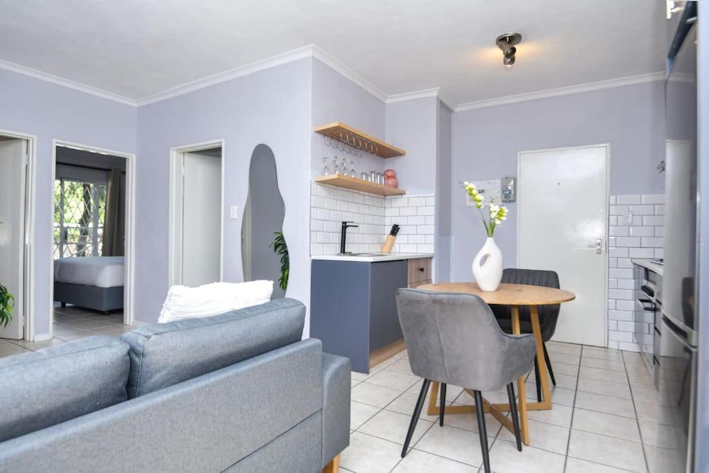 Comfy Hatfield Appartment view 4