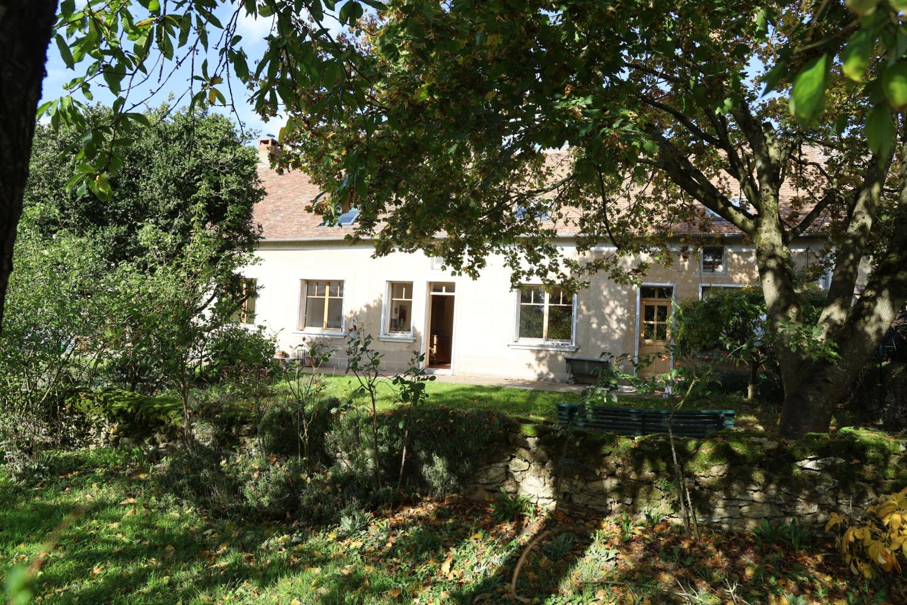 Ferme des Trois Poiriers, Teloché view 2