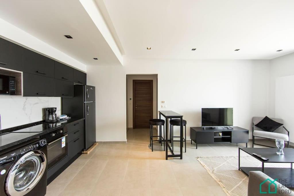 Sunset 302 Apt de luxe avec salle de fitness
