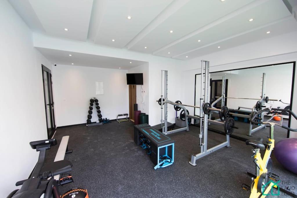 Sunset 302 Apt de luxe avec salle de fitness