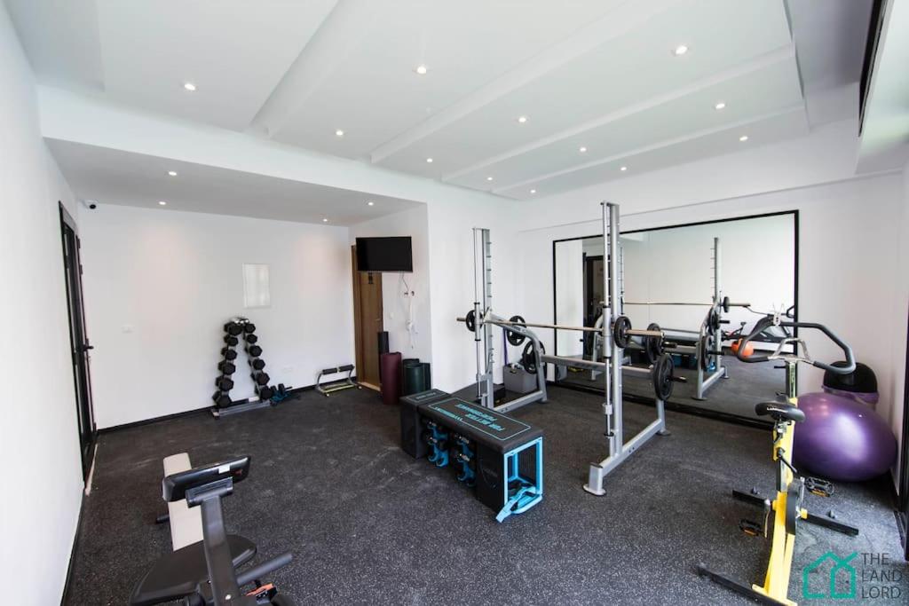 Sunset 302 Apt de luxe avec salle de fitness