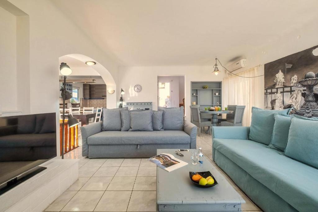 Villa Nikolitsa with private beach, photo 18