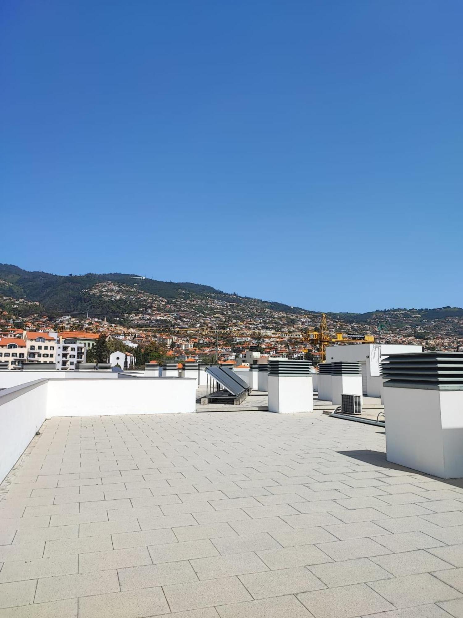 Social Lodge Funchal Center - City View Rooftop view 3