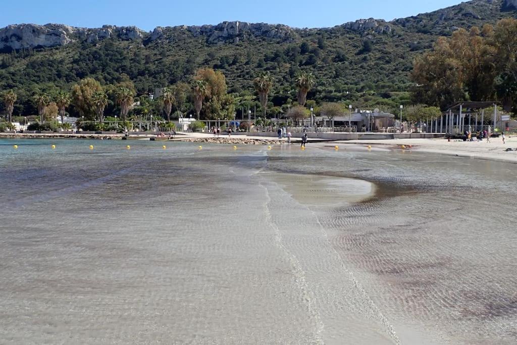 Ocean flat
