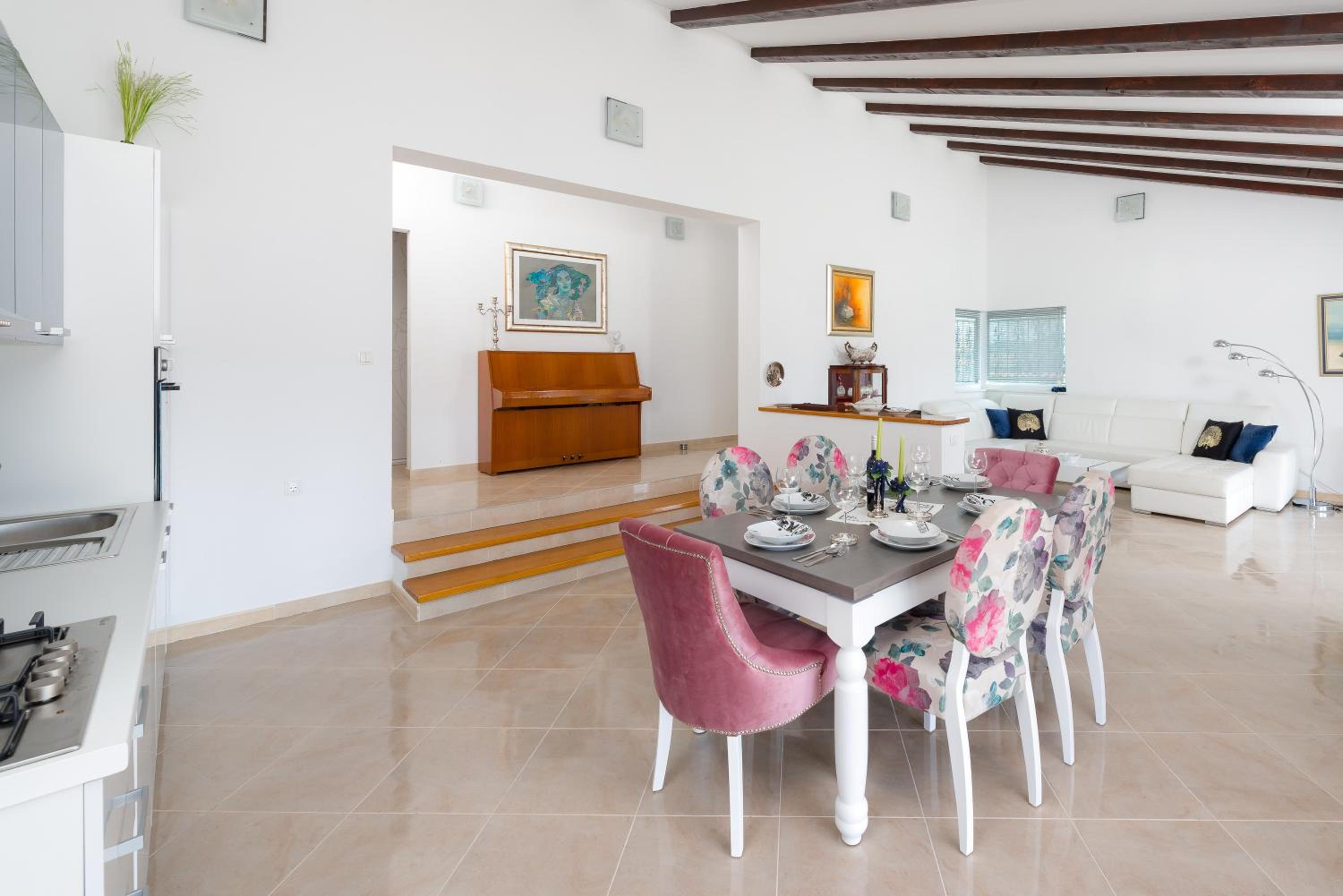 Villa Dea view 3