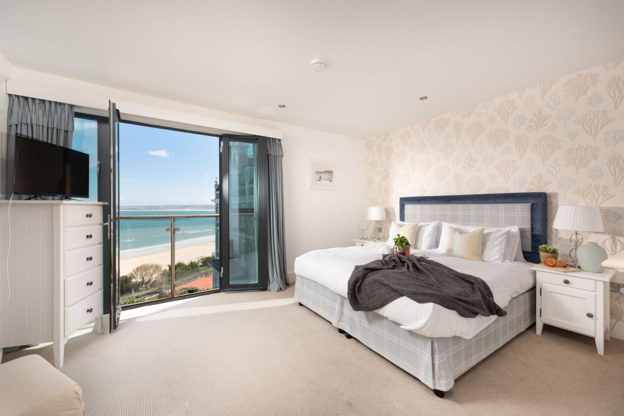 Apartment 3 at Porthminster Mews view 4