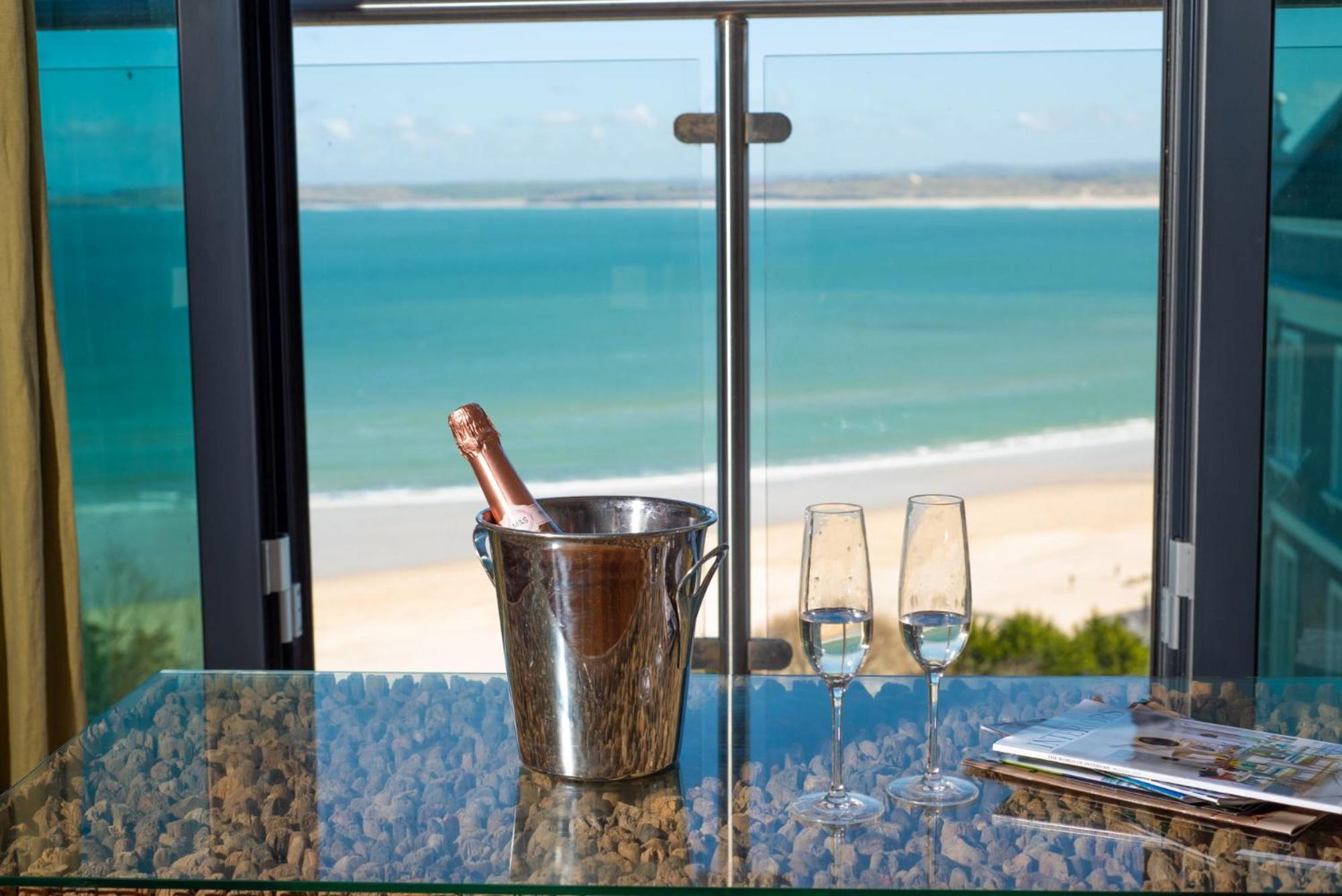 Apartment 3 at Porthminster Mews view 5