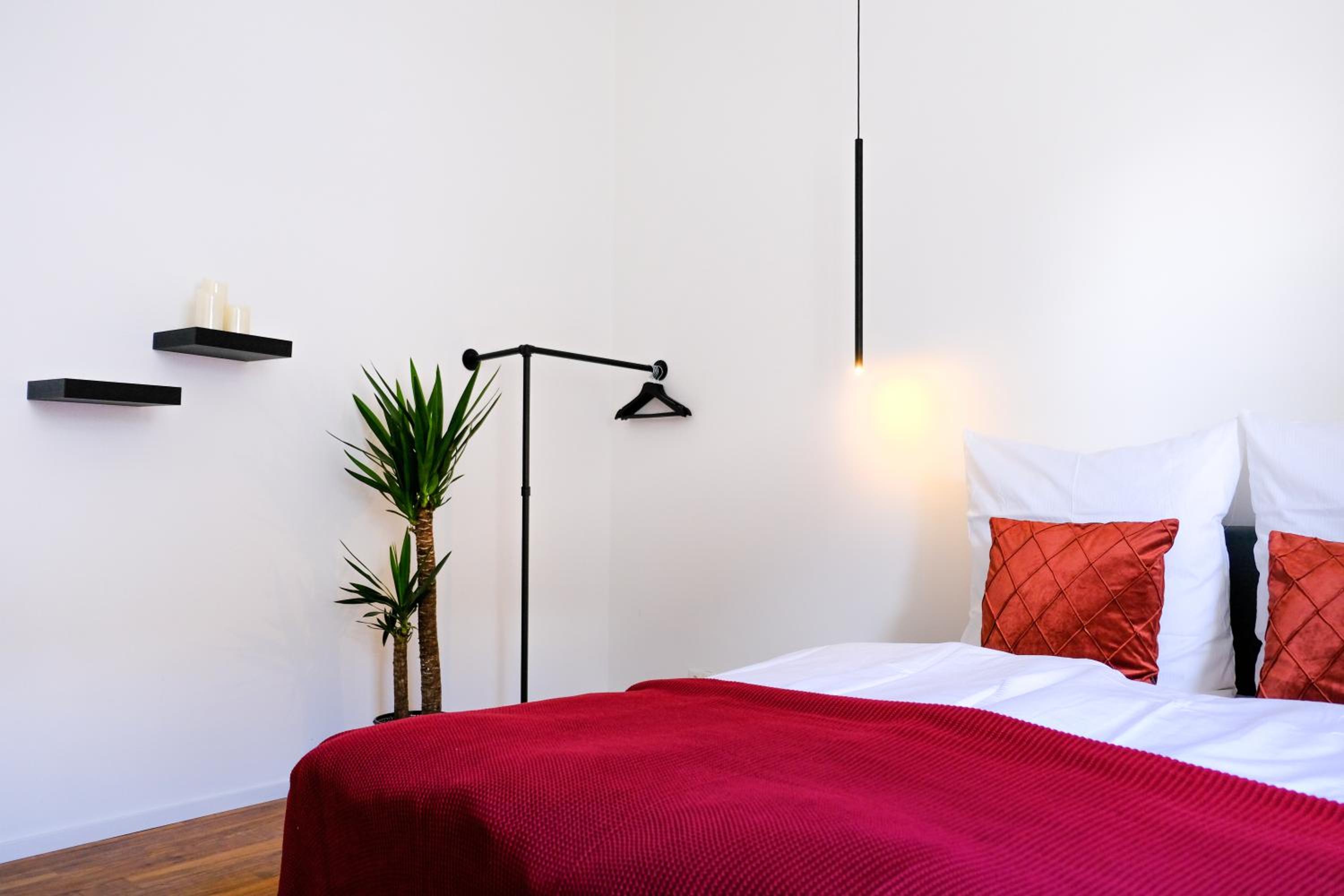 Honeybee Properties Ferienwohnungen Koblenz