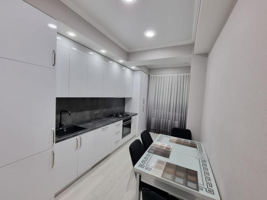 Comfortable Luxury Apartments in Center