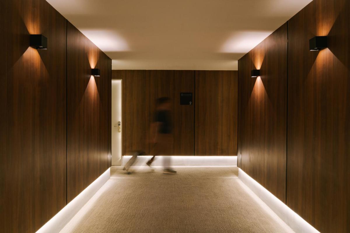 hotel reception