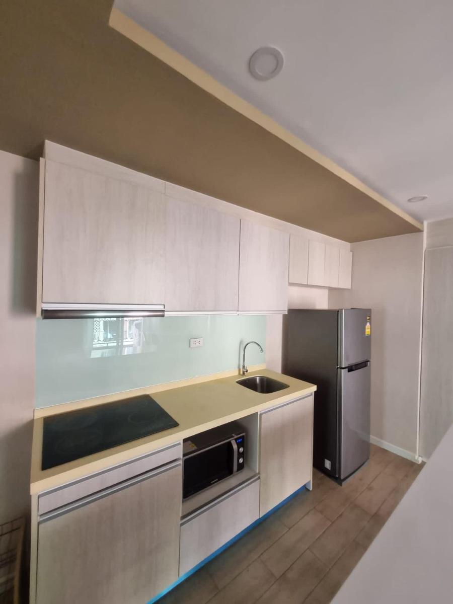 Seven Seas Condo by Pavel view 5