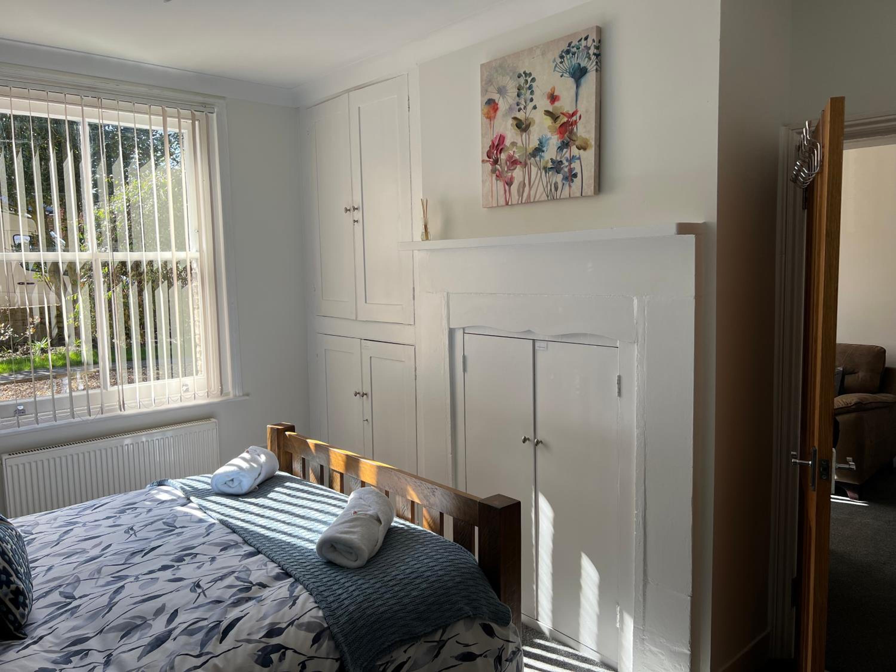 Basingstoke Vacations - The Snicket Apartment - Property Image 2