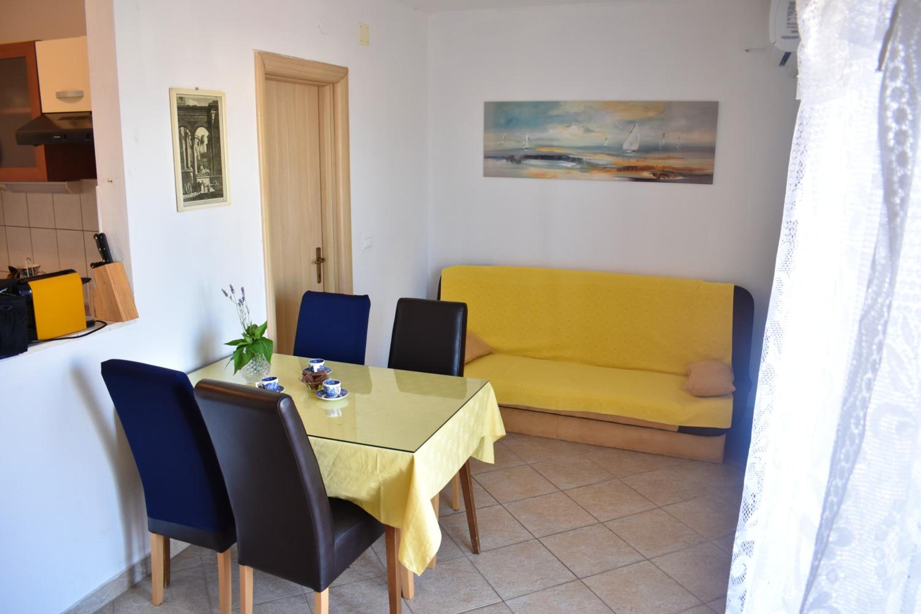 Charming Apartment in Slatine with Sea View – 45 m²