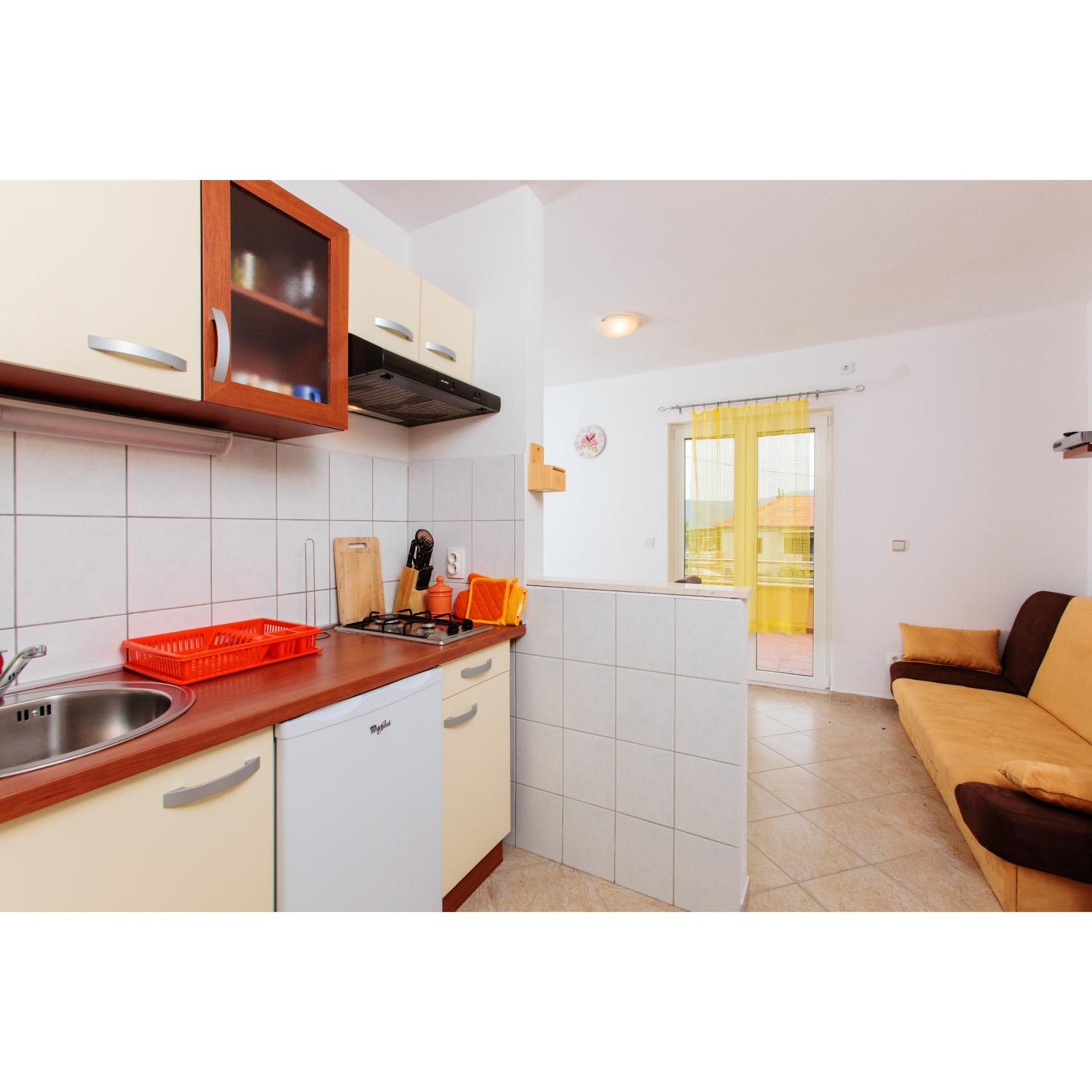 Charming Apartment in Slatine with Sea View – 45 m²