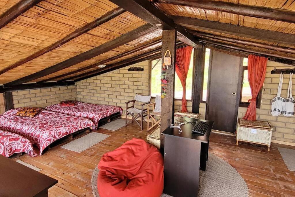 La Rosaleda - Hermosa finca, vista al lago, bosque privado y BBQ