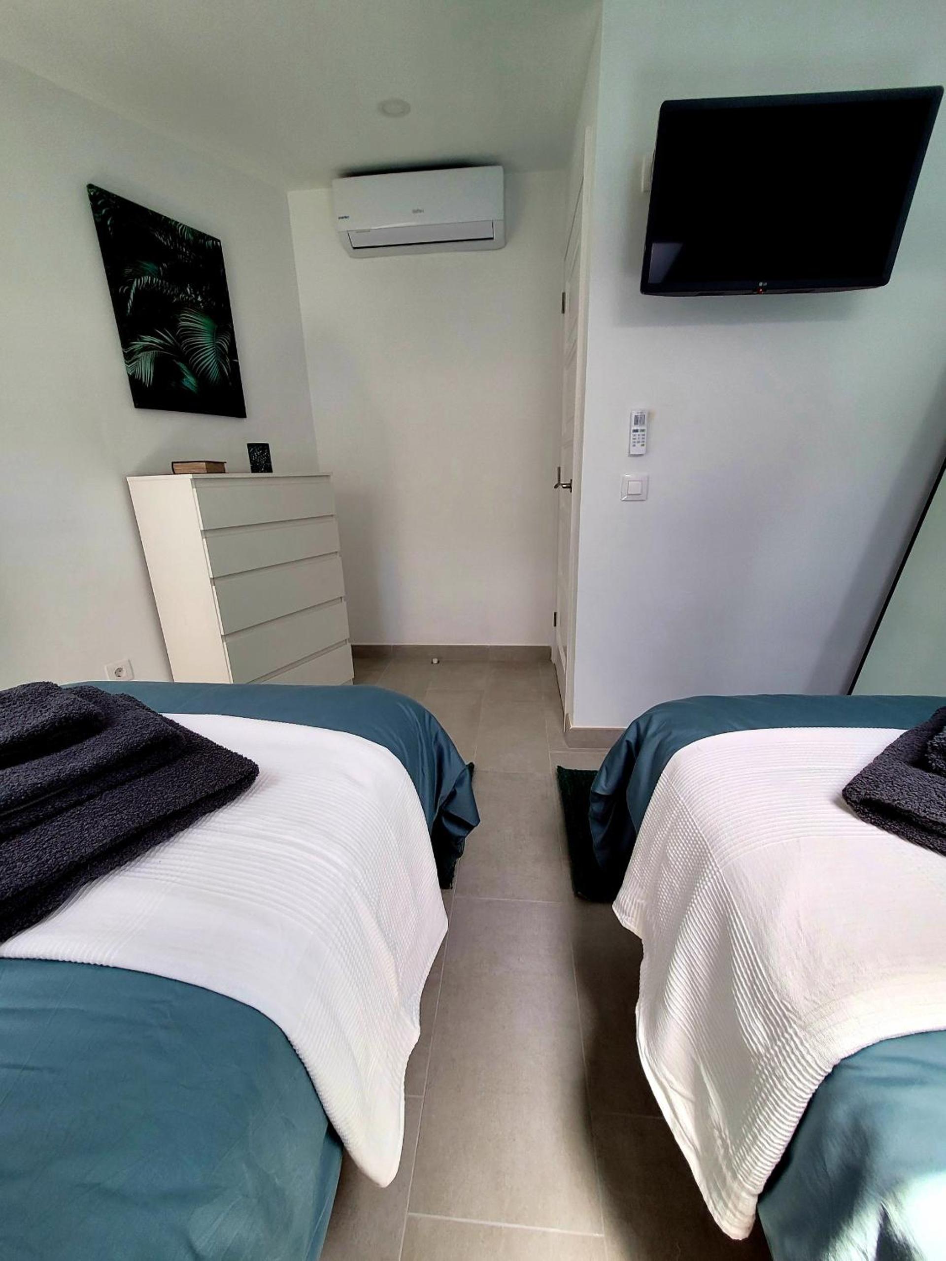 Ferienwohnung Tower Penthouse Parque Santiago I