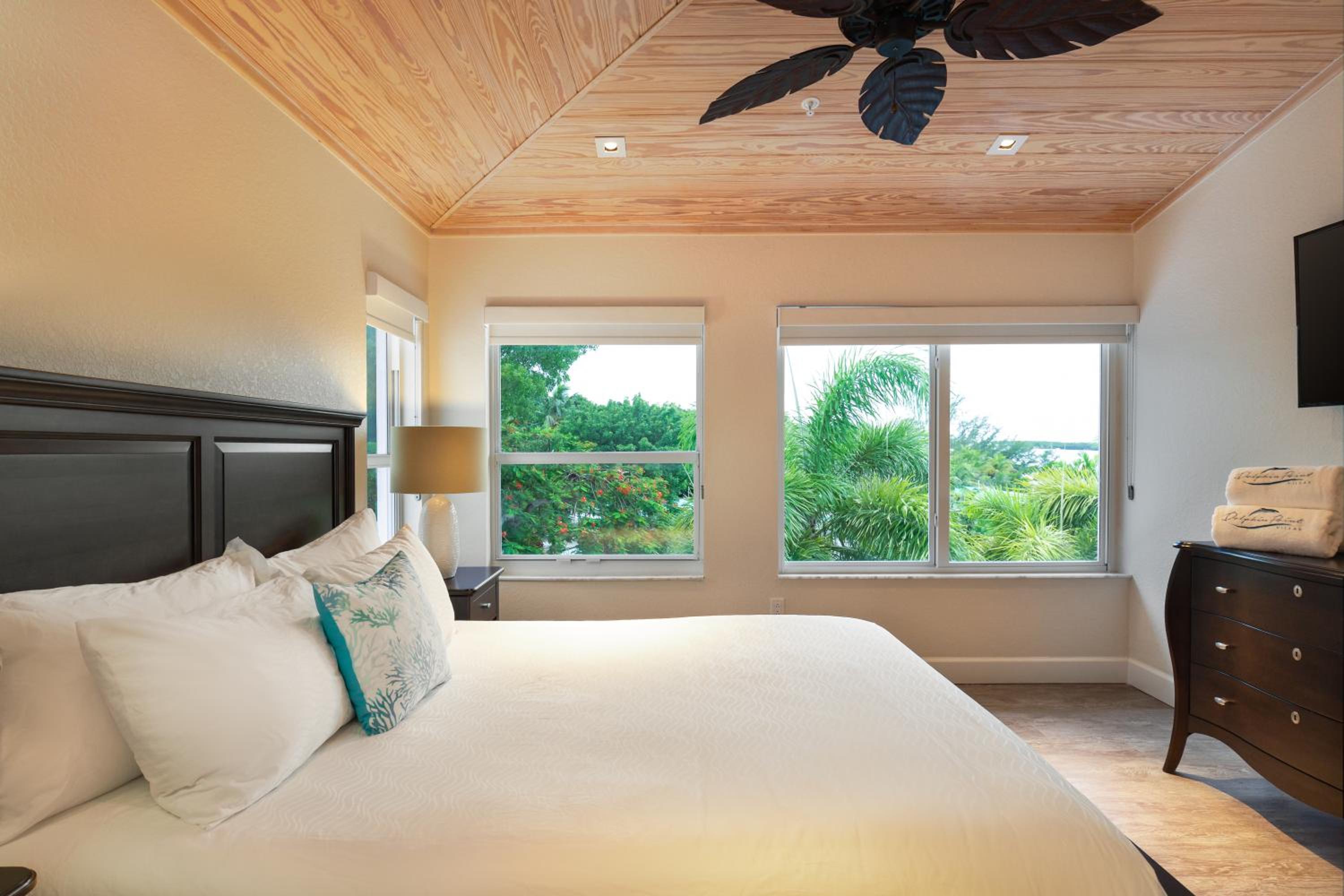 Dolphin Point Villas