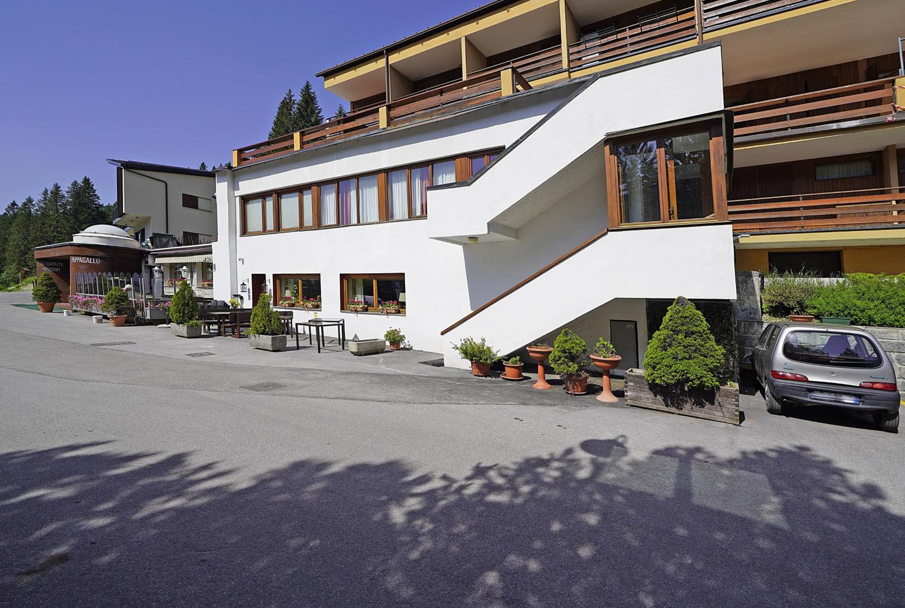 iFlat Apartment Madonna di Campiglio Adamello 1 view 2