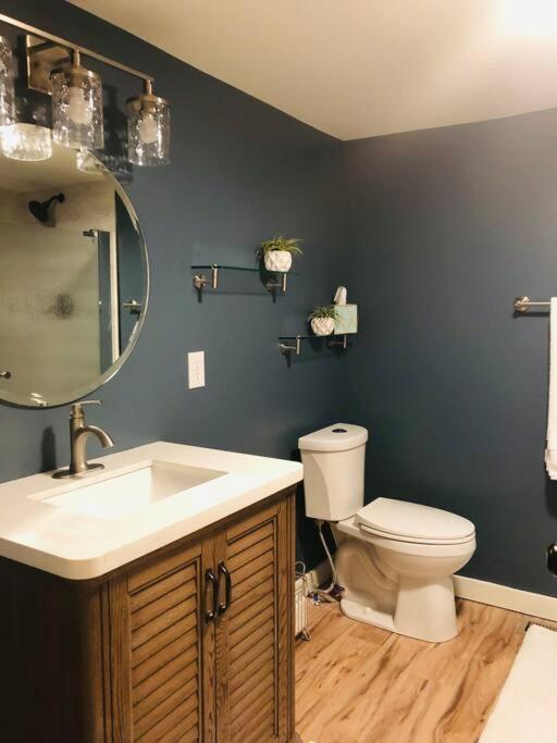 Newly renovated A-frame 5 Min walk to main street