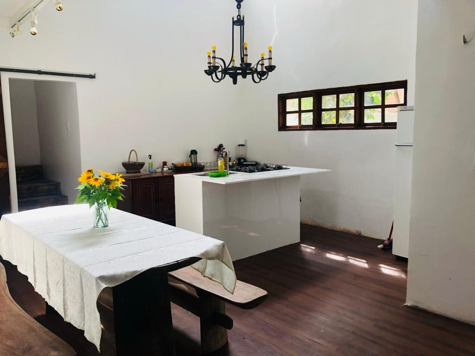 Casa em Alto Paraíso com vista para as montanhas no Eldorado ao lado do centro