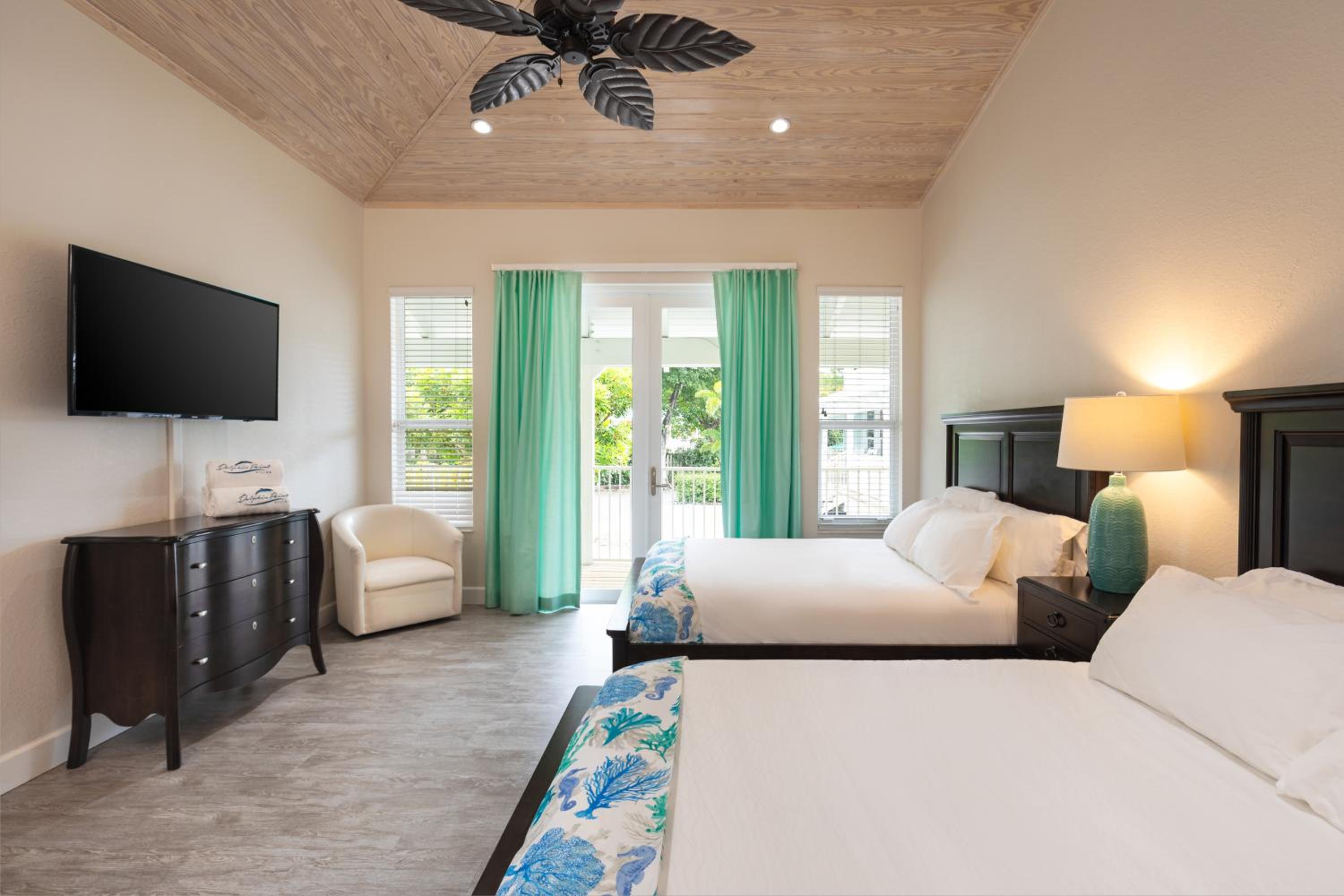 Dolphin Point Villas