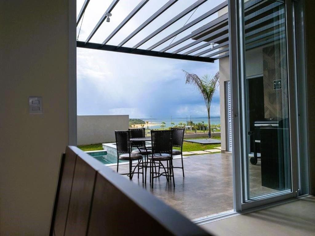 70m da Marina - Entrada 9h - Piscina Vista Represa