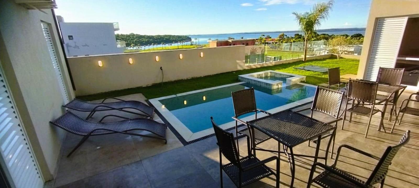 70m da Marina - Entrada 9h - Piscina Vista Represa