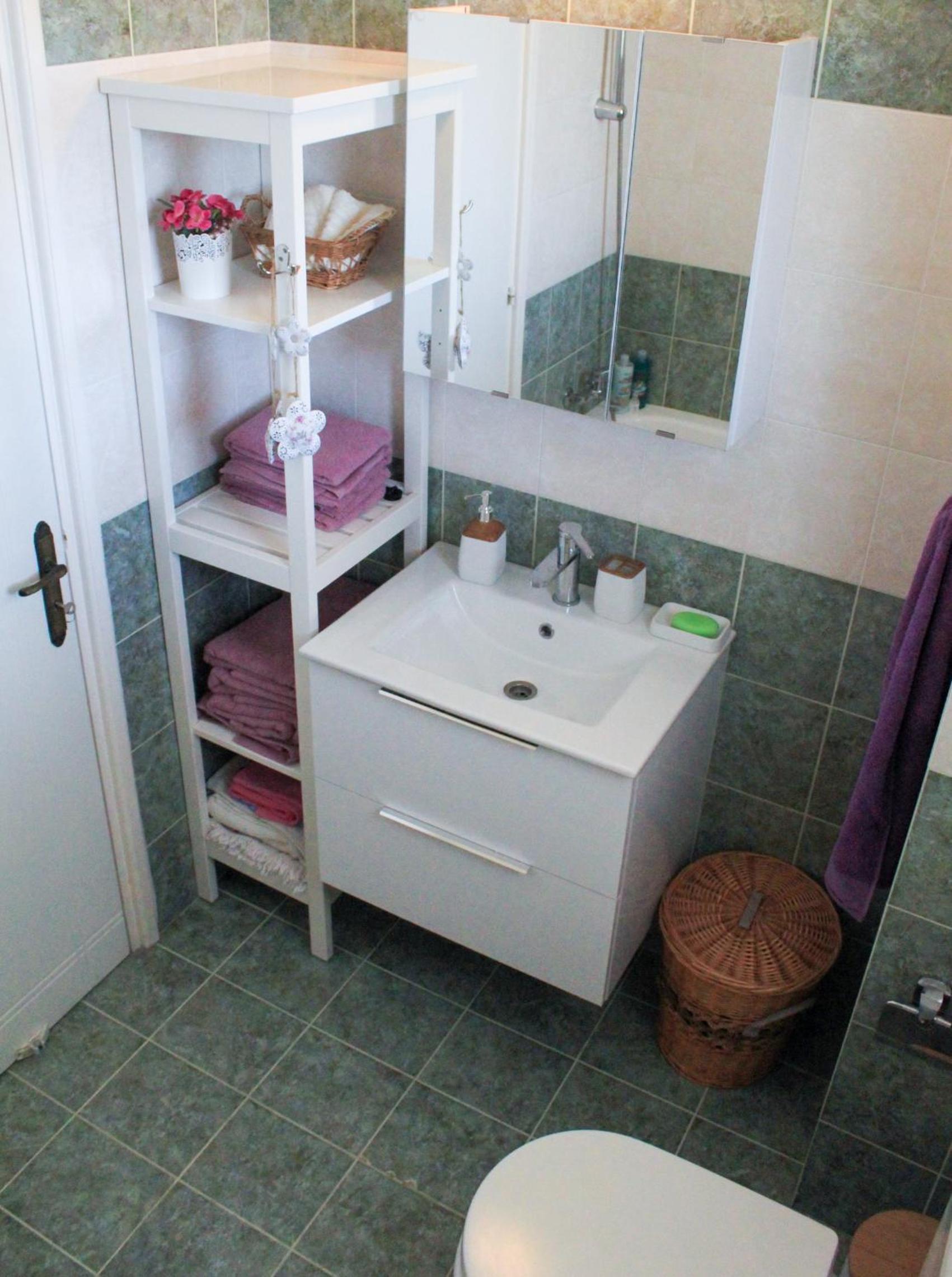Cozy 1 bedroom apartment in walking distance to the municipal beach