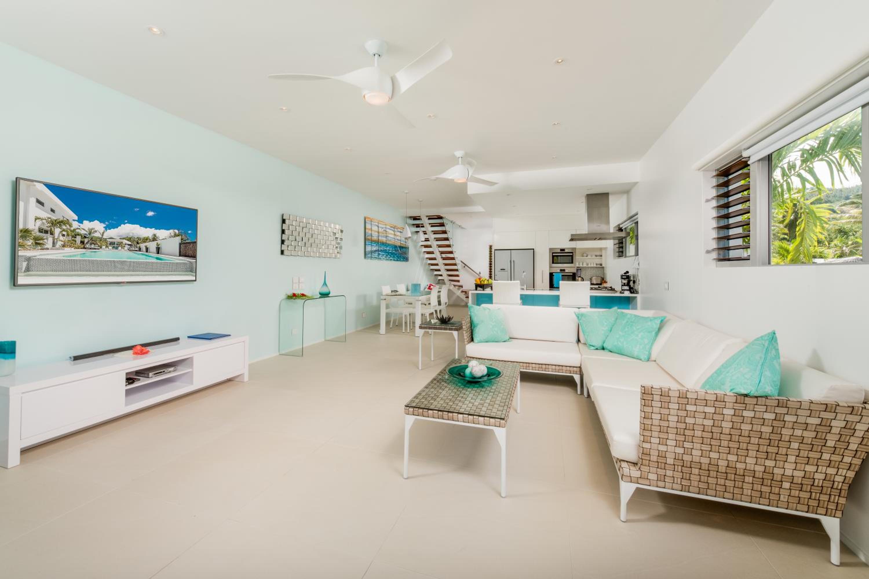 Crystal Blue Lagoon Villas