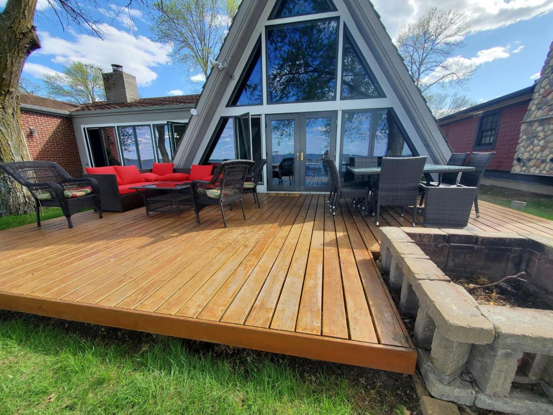 Sandy Beach Retreat on Big Spirit Lake