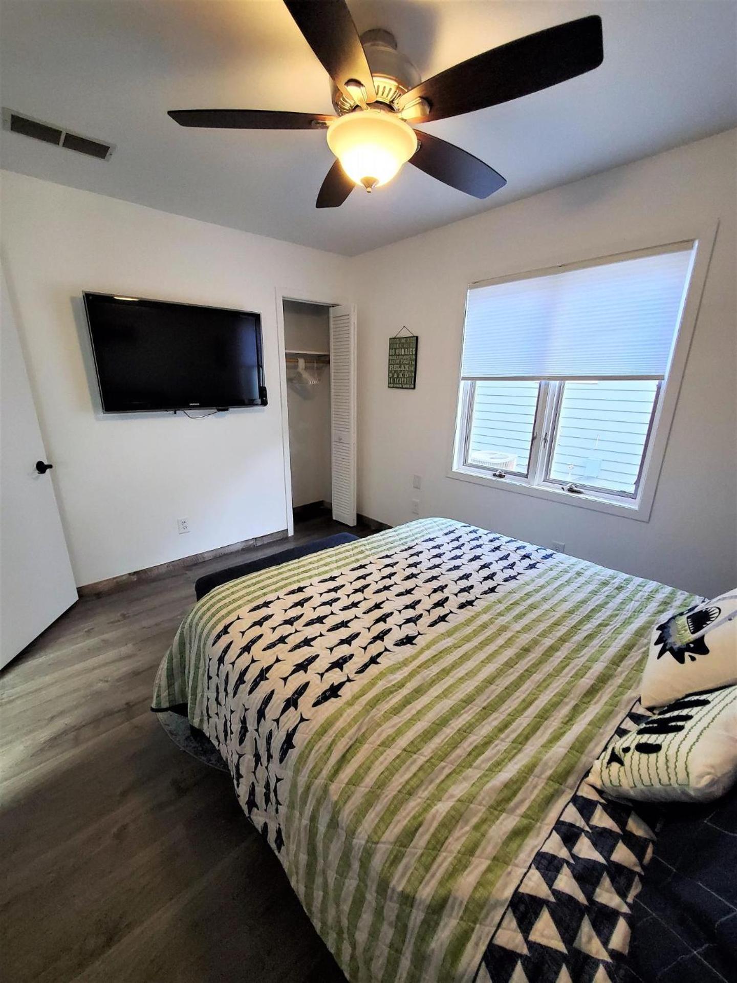 Sandy Beach Retreat on Big Spirit Lake