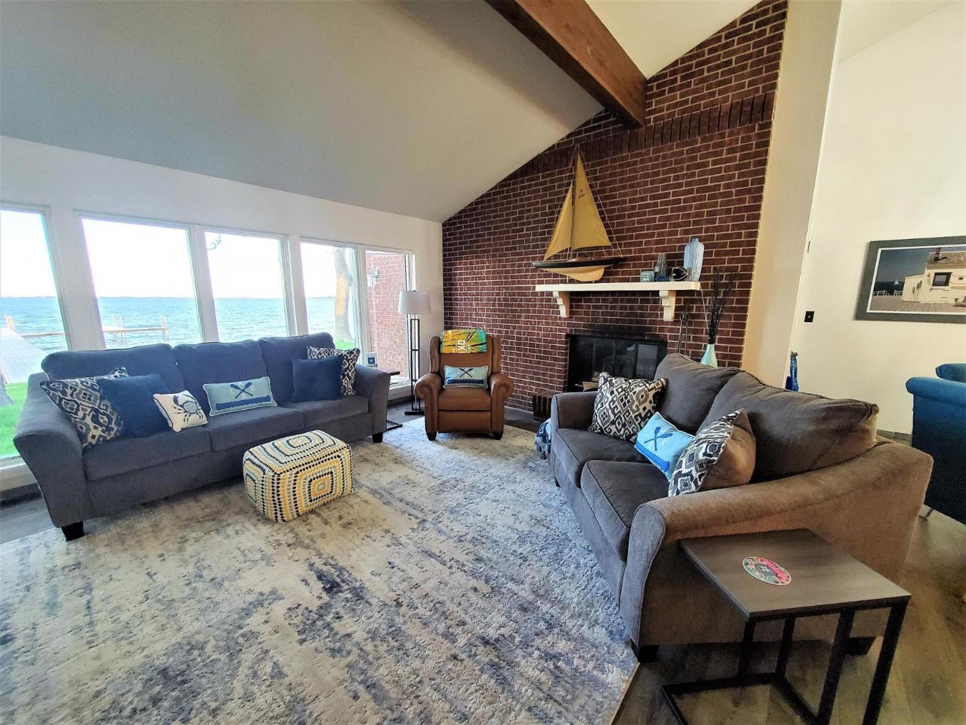Sandy Beach Retreat on Big Spirit Lake