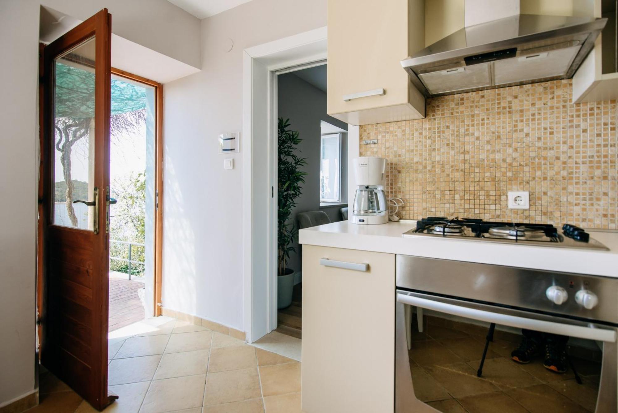 SEA PEARL APARTMENTS by DuHomes
