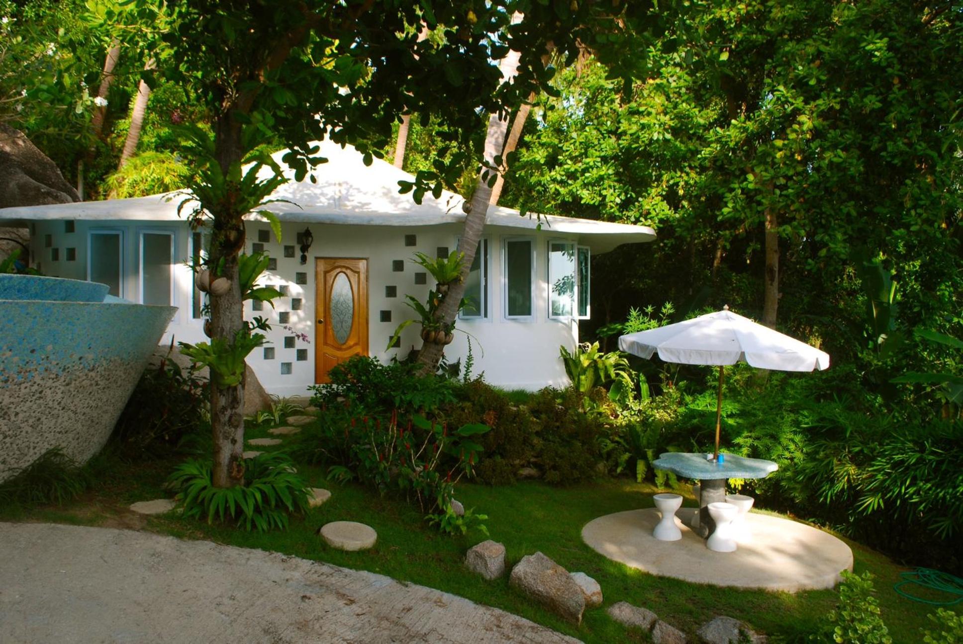 Monkey Flower Villas