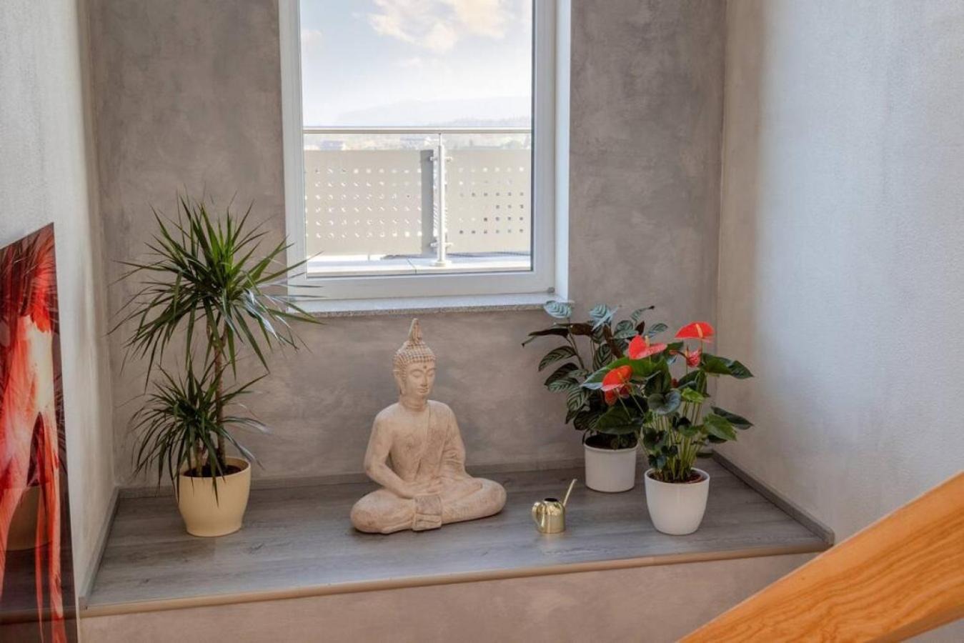 Modern Oasis HotTub, View, Gym