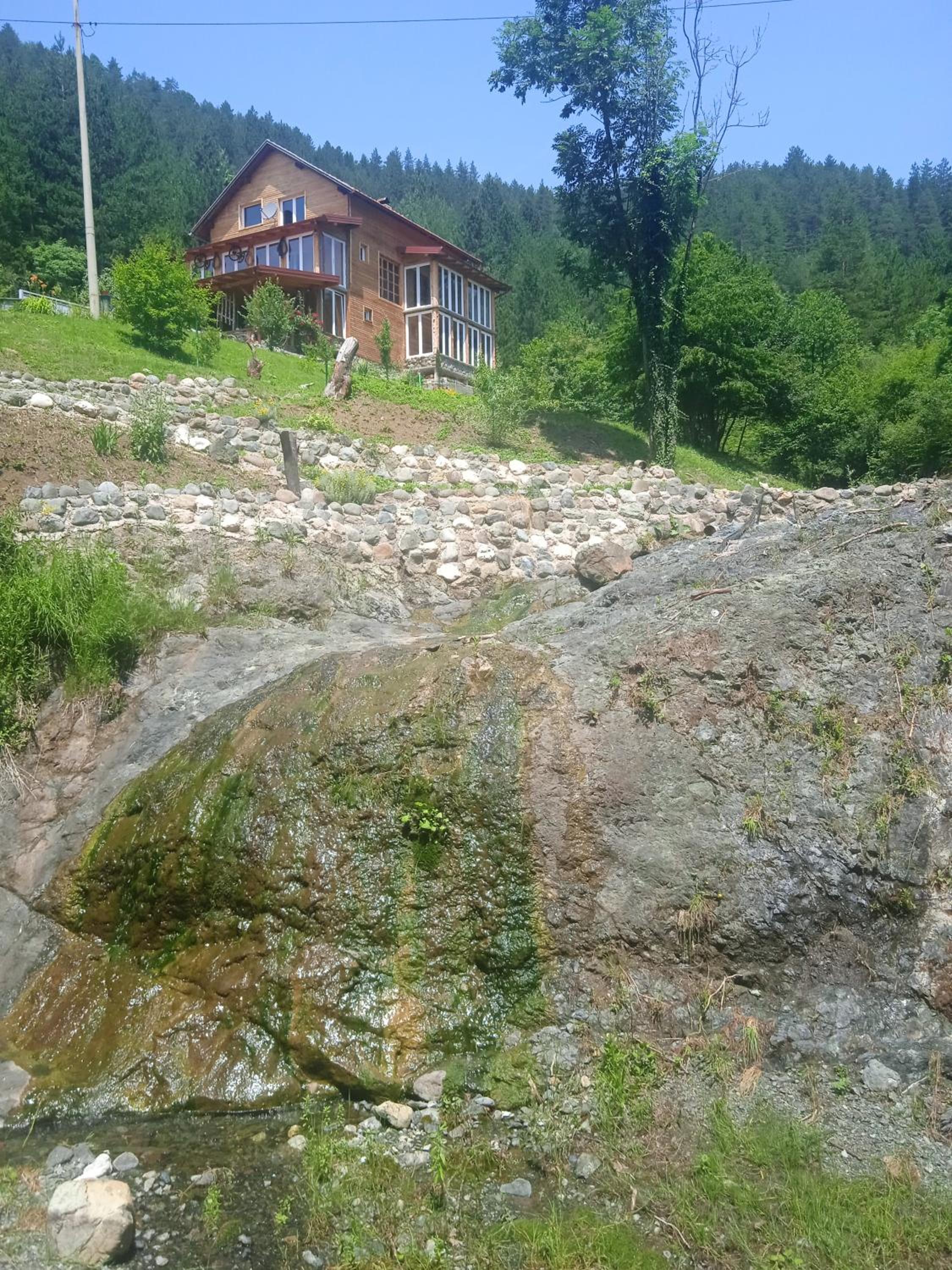 Spacious and Charming House in Vozuća with Large Garden