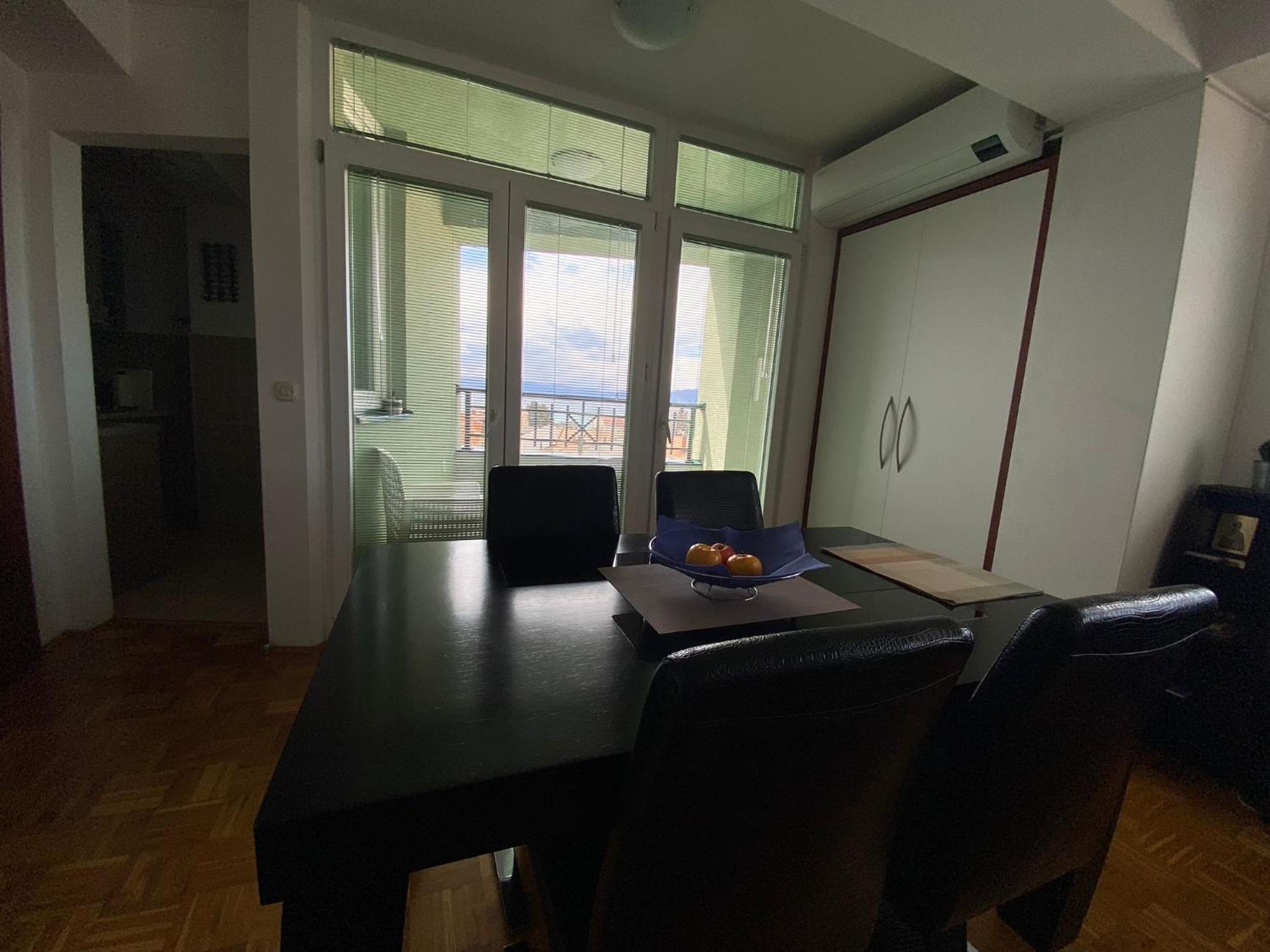 Deluxe Apartment Roland view 3