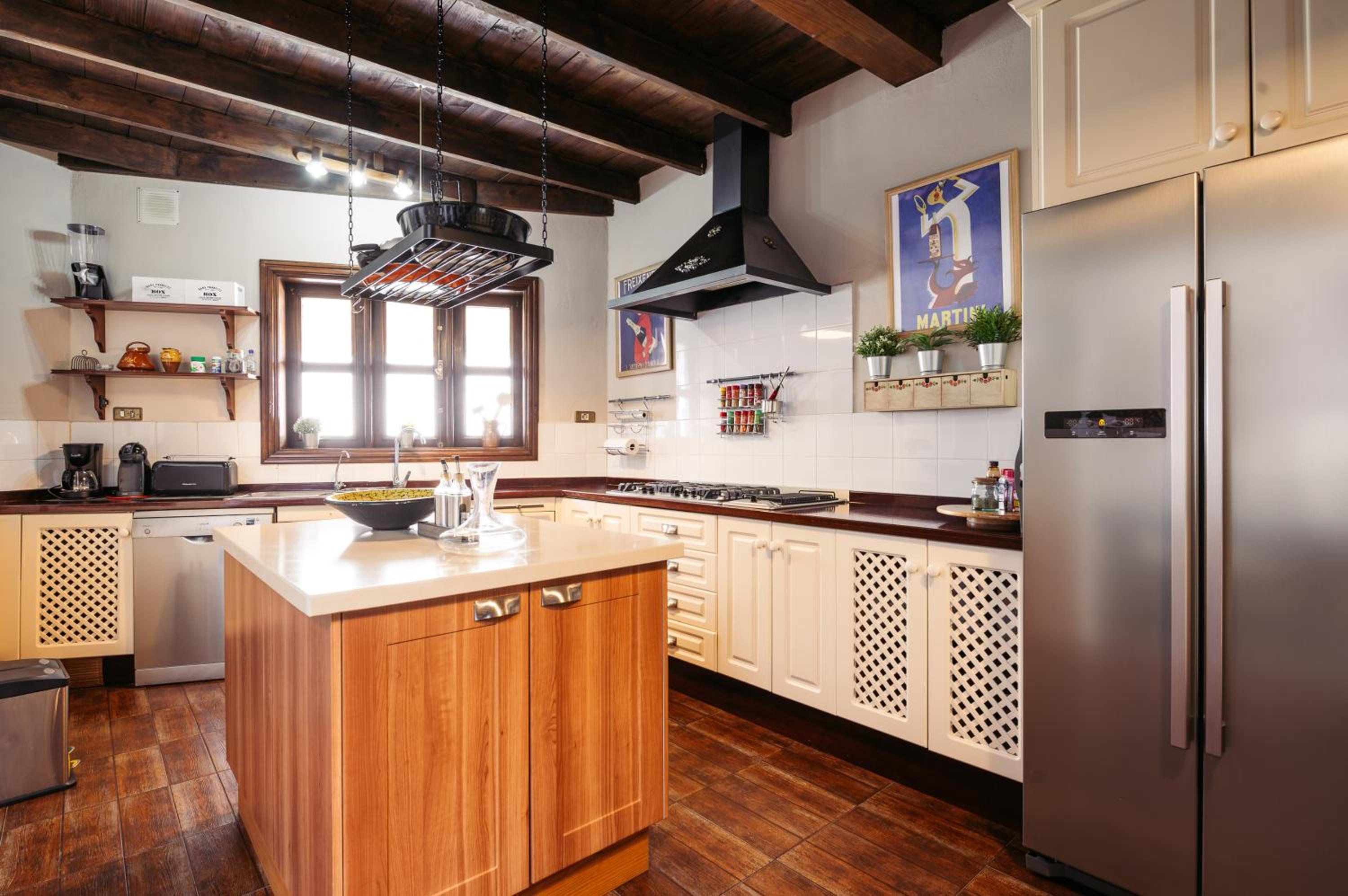 Authentic Canary Style Villa with private pool and garden- Casa Juan Vera