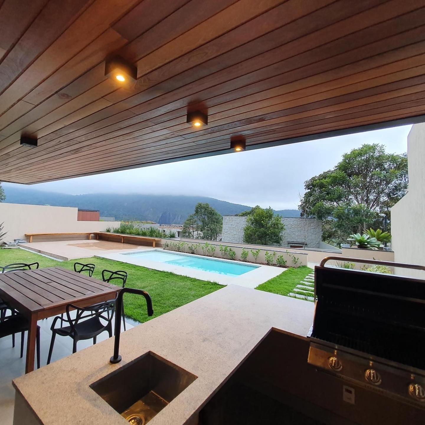 Casa 08 Monte Boa Vista - Piscina Privativa, Sauna e Ofurô de Imersão