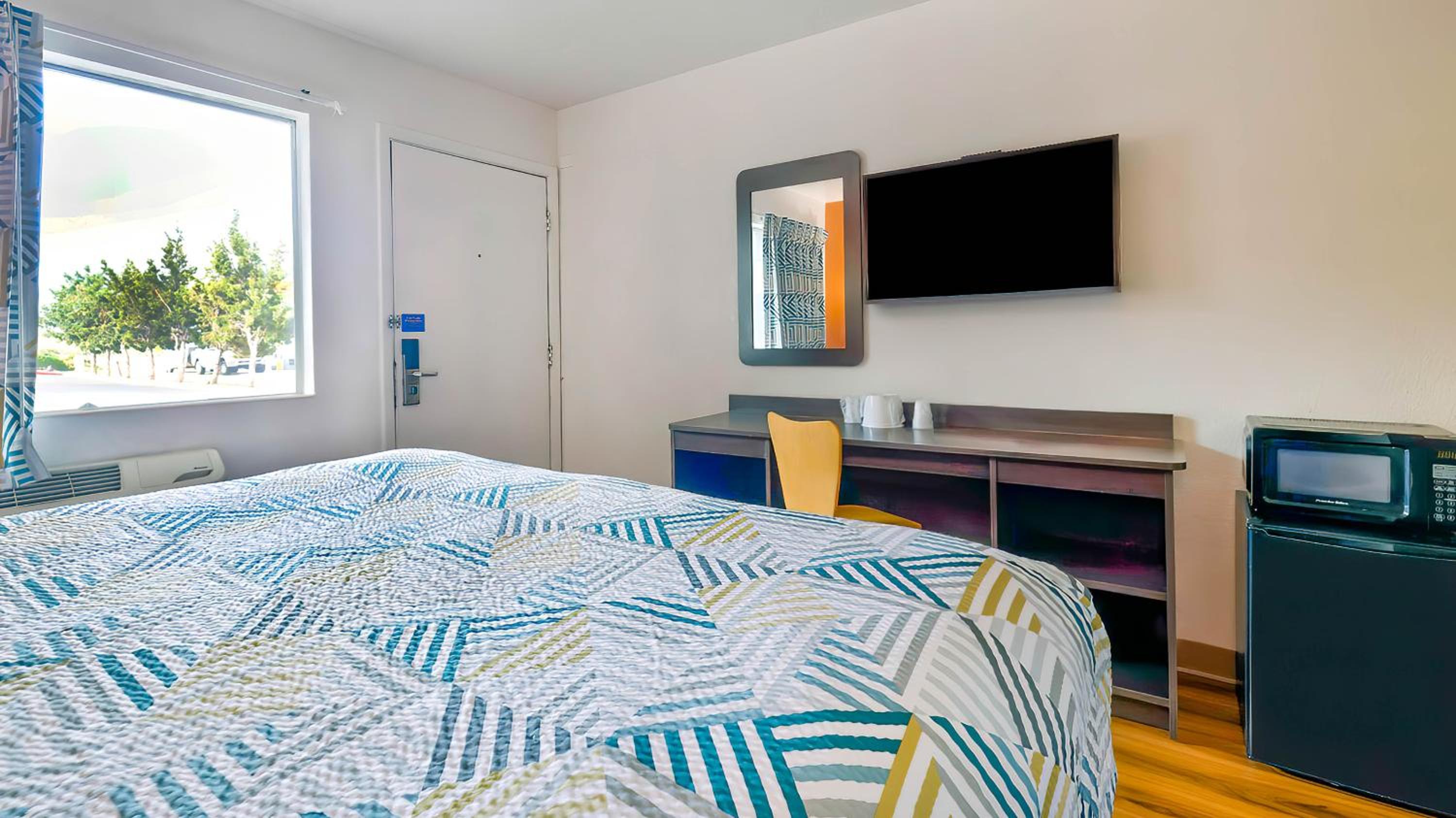 Gallup Vacations - Motel 6-Gallup, NM - Property Image 8