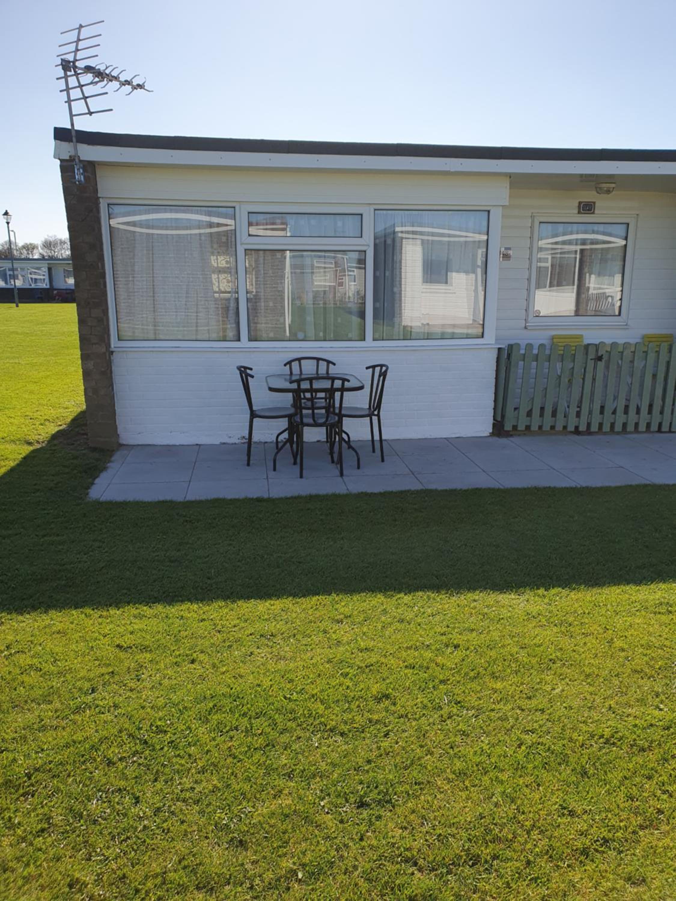 Sands Holiday Chalet Dog friendly, free wifi, swimming pool and new gym passes and free club entry view 4