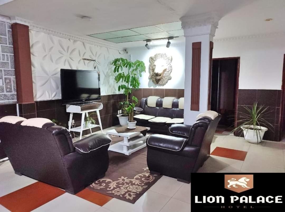 HOTEL LION PALACE