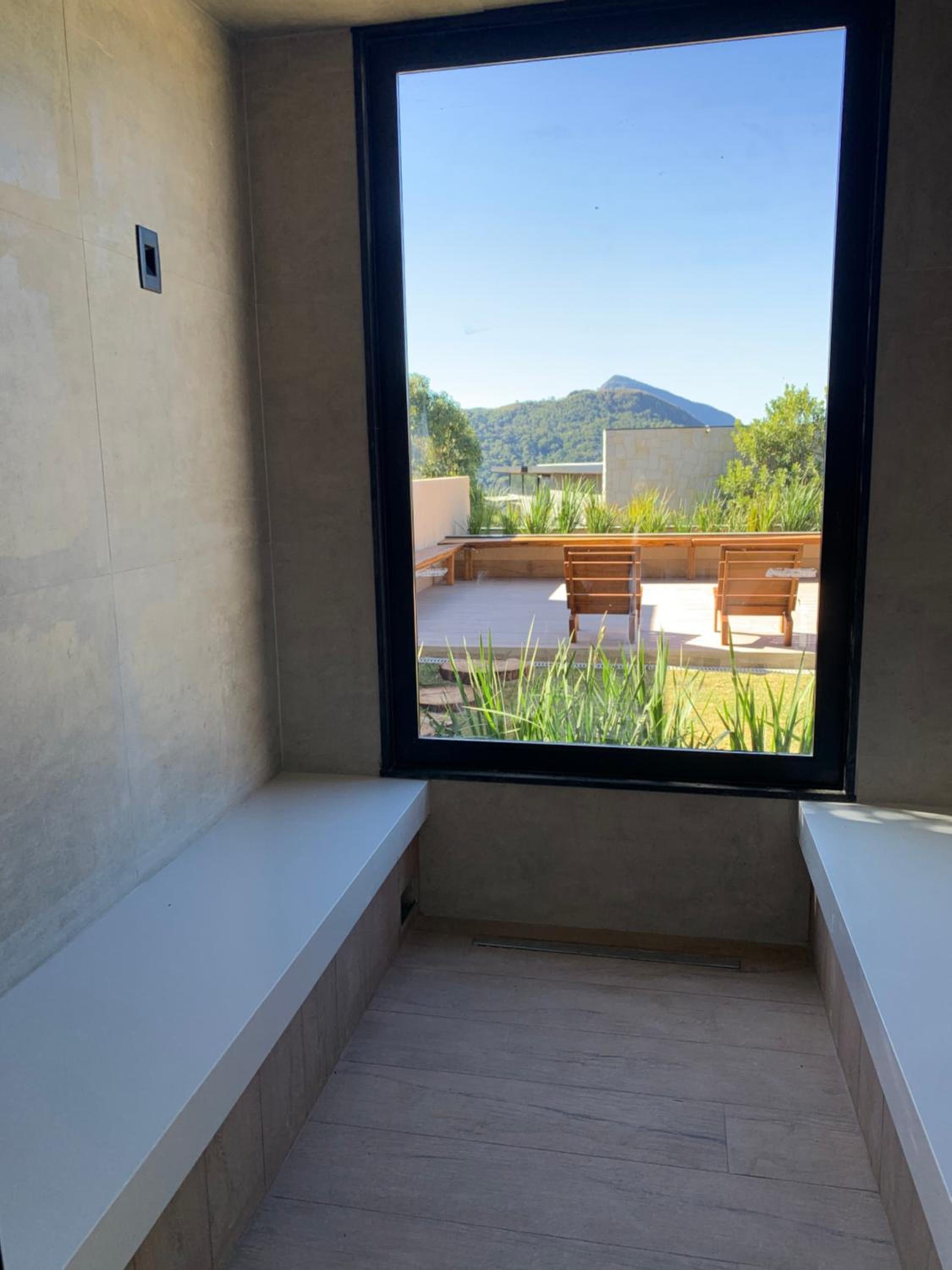 Casa 08 Monte Boa Vista - Piscina Privativa, Sauna e Ofurô de Imersão