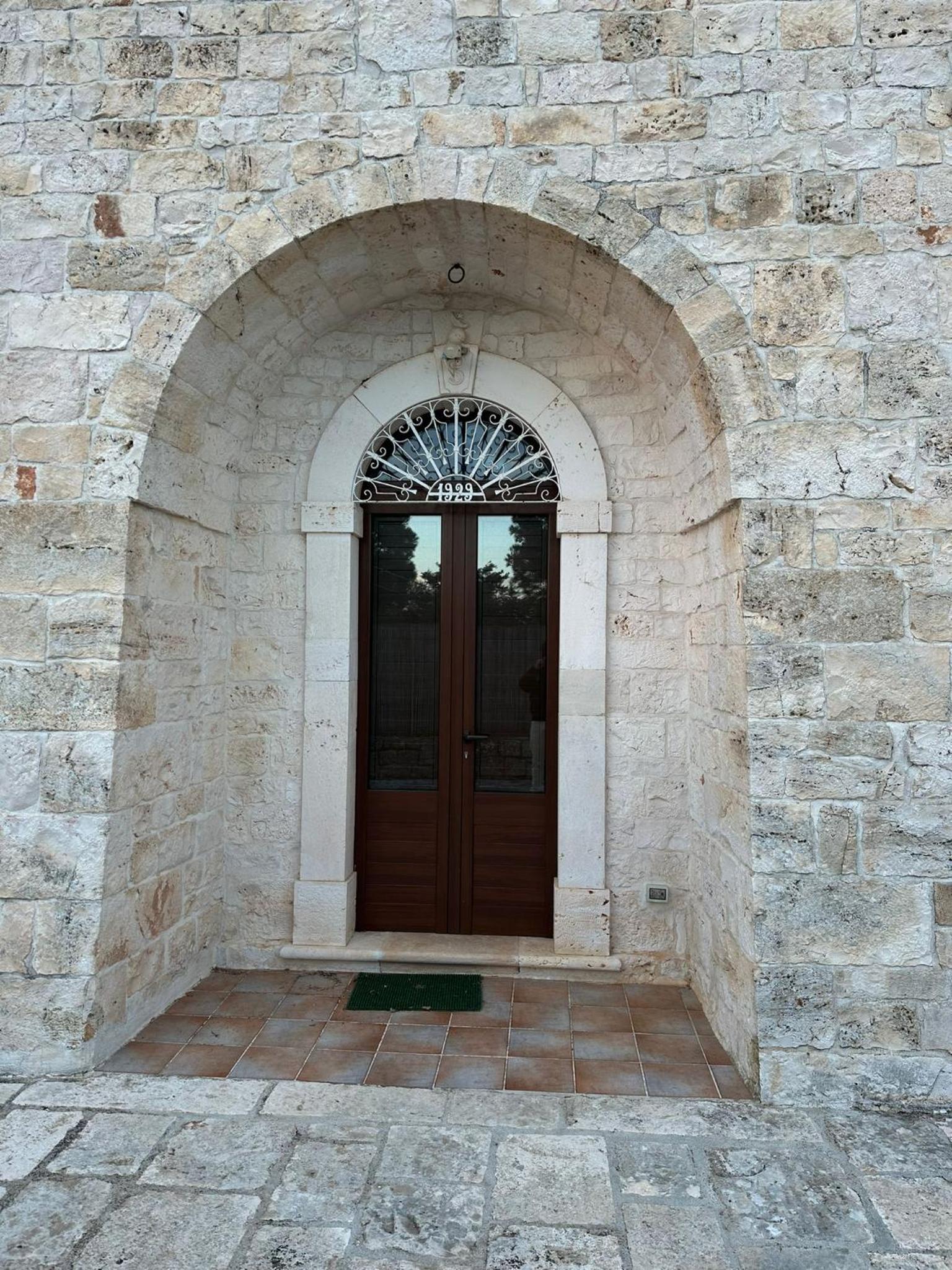 Photo 28