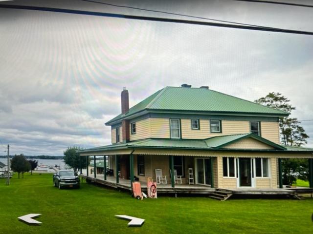 Whiskey River Cottages formerly Seaway Slips - Property Image 117